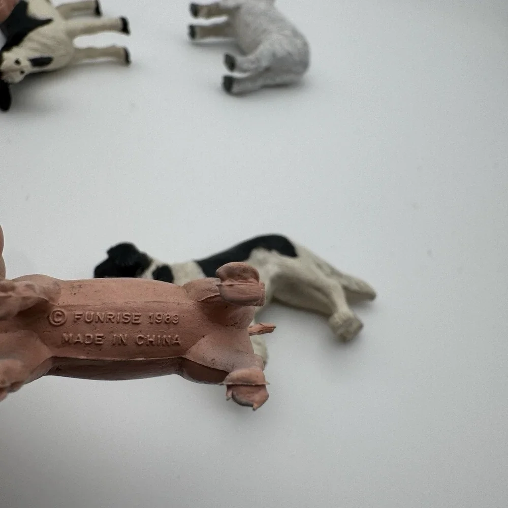1989 Funrise ~ 8 Farm Animals Figurines Pig Sow Piglets Dog Goat Sheep Lamb Vtg